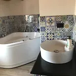 Borgo Delle Stelle * شيكلي